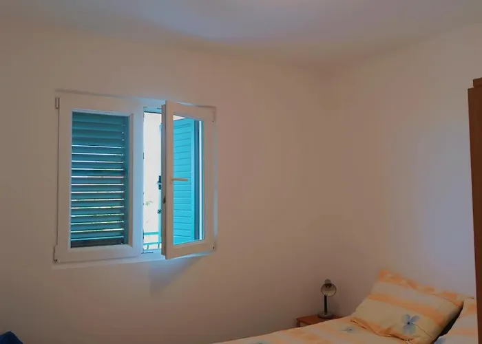 Kostajnsek * פרימוסטן